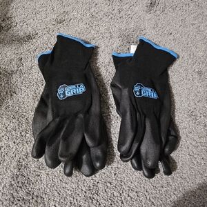 Gorilla Grip Black and Blue Gloves